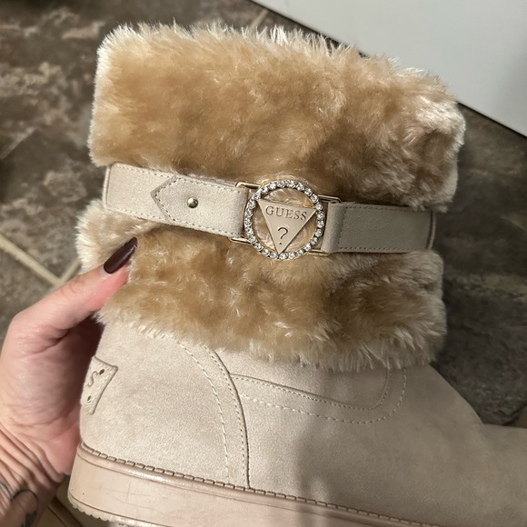 Guess Shearling Boots - Picture 5 of 7